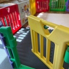 【再値下げ】日本育児　ベビーサークル　ベビーゲート　中古品　使用感ありの画像