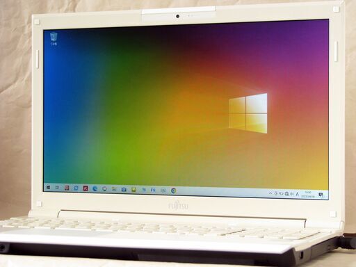 ◆ 15.6ｲﾝﾁﾉｰﾄ_ Fujitsu / Windows10 / Ms Office ◆