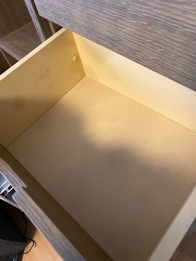 お引き取り先が決まりました。【オープンシェルフ＋2段引出し付き！】　定価約3万円→5,000円
