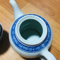 ホタル陶器　急須と湯呑みの画像
