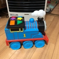 トーマス　おもちゃ　2個　追加2個の画像