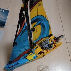 レゴ　LEGO TECHNIC 42074 レーシングヨットの画像