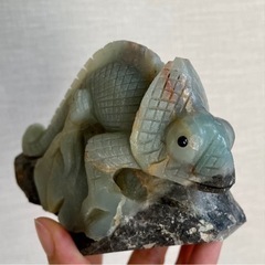 アマゾンナイトのトカゲ 天然石 パワーストーン 彫刻 激レア 希少