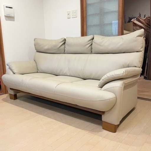 【超美品‼️】座り心地抜群♪ 190cm幅3人掛けハイバックソファ ソフトレザー製ベージュ♪