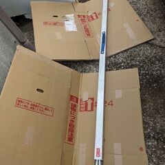 ４トン箱車用ラッシングの可変長式バア4千円売り