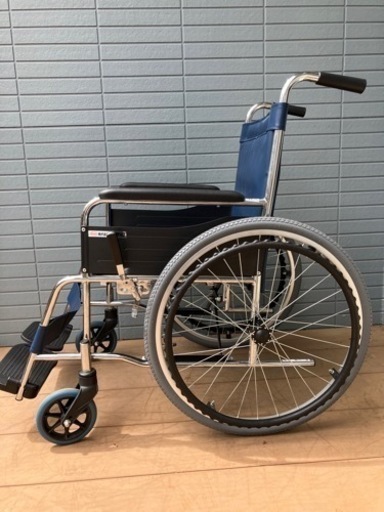 マキテックの自走式車椅子