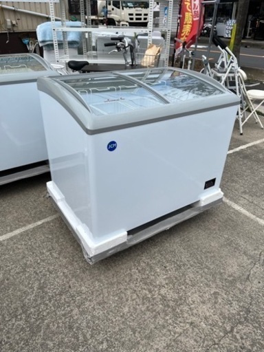 ☆美品!!☆ 業務用 冷凍ショーケース ご家庭でも大量ストックに便利!! 186L JCMCS-180 2021年