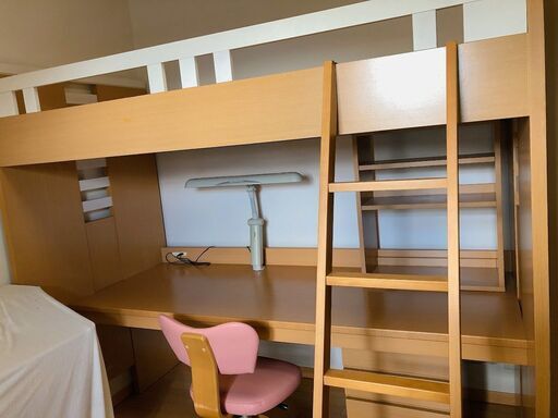 学習机付きロフトベッド
