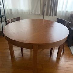取引先決定しました。◾️IKEA◾️ダイニングセット　伸縮タイプ...