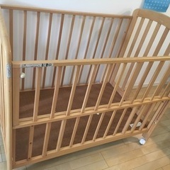 ベビーベッド　120×70