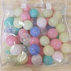 【最終価格】ボールプールのボール95個の画像