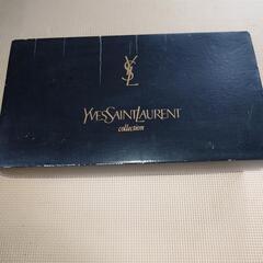 イヴ・サンローラン