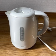 電気ケトルの画像