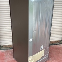 東芝 VEGETA ６ドア冷蔵室両開き 618L 値下げしました】TOSHIBA東芝/VEGETAベジータ/6Dr冷蔵庫/618L/6ドア