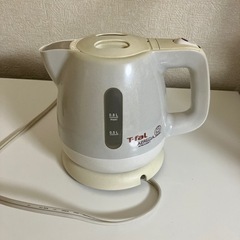 【交渉中】ティファール　T-fal 電気ケトル　まだまだ綺麗で使えますの画像