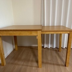 ダイニングテーブル(伸縮タイプ)・イス2脚 セット（60,000円相当）の画像