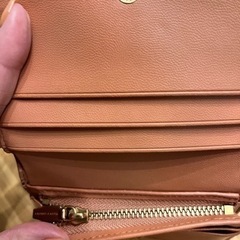 チャールズアンドキース　お財布の画像