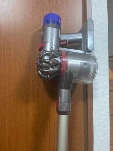 ダイソンV8の掃除機