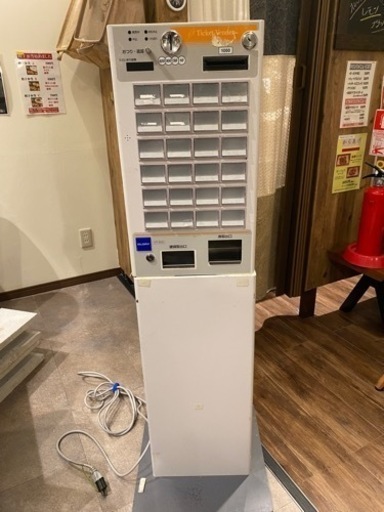券売機　グローリー社製　VT-S10