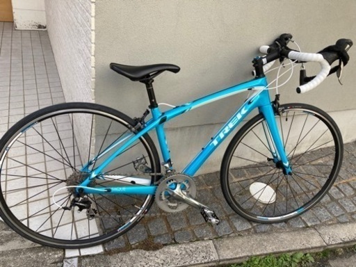 TREK カーボン^　