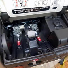 災害時に重宝します  HONDA/ホンダ ガスボンベ発電機 エネポ 正弦波インバーター搭載発電機の画像