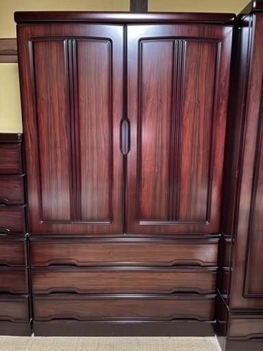 高級な昭和の和ダンス3点。福島県、直接来れる方でお願い致します。