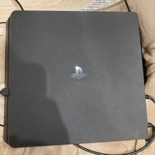 プレステ4とソフト2つ