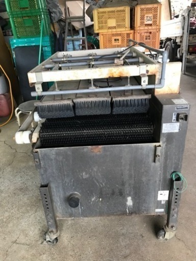 ●大根洗浄機 KN-65F-8C(ニシザワ)●単相１００Ｖ●現状渡し●神奈川発●弊社配送か直接引取り限定