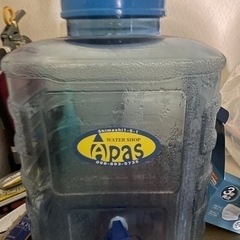 水ボトル　おそらく20L