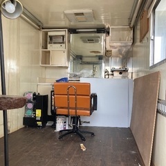 移動美容車又はベース車に⭐︎の画像