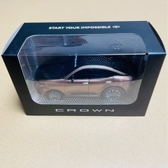 新型クラウン　プルバックカー　トヨタ