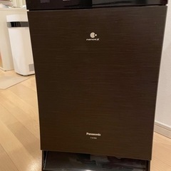 【2020年製】Panasonic 加湿空気清浄機（2022/4月フィルター交換済）の画像