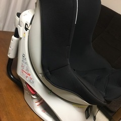 チャイルドシート　エールぺべの画像