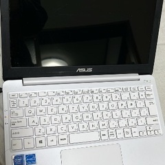 Asus ノートパソコン　　7日中限定で出品