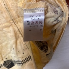 薄手のパーカーの画像