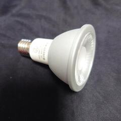 調光対応LEDハロゲン電球の画像