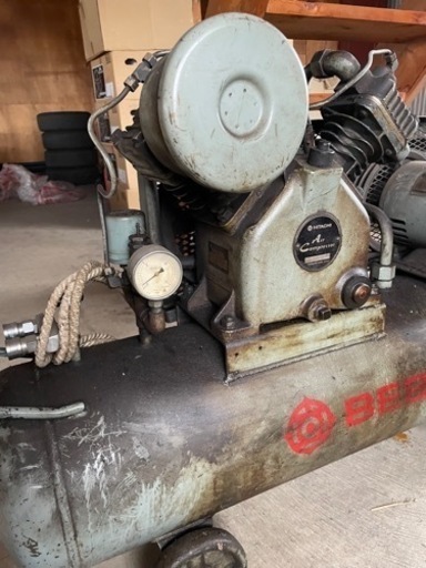 日立　エアーコンプレッサー　2.2kw