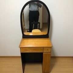 ドレッサー良品の画像