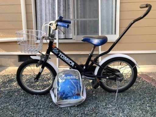 【美品】*.+゜トイザらス限定品❣️*.+ 補助輪&ヘルメット付き★トミカ/自転車★黒★16㌅