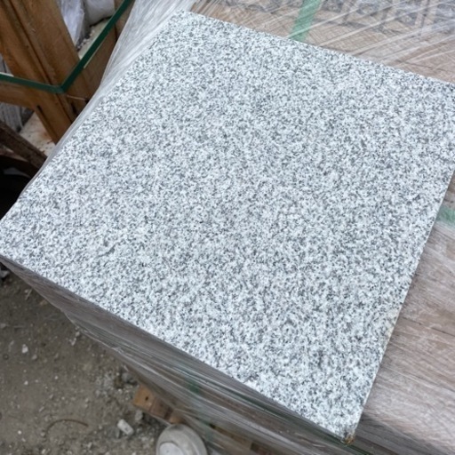 タイル　g603