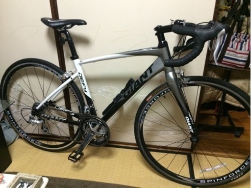 GIANT ロードバイク