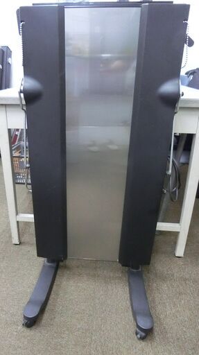 ◆お引取り限定/三重県/値引不可◆ TOSHIBA 東芝縦型ズボンプレッサー HIP-T100 ②