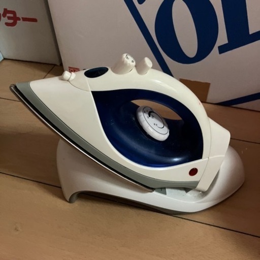 アイロン　コード収納