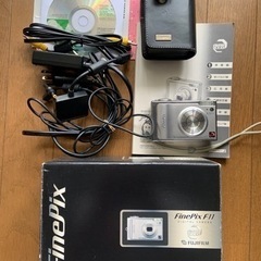 FinePix F11◇FUJIFILM デジカメ