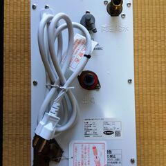 【引き取りの方限定】INAX 小型電気温水器 EHPN-12N1