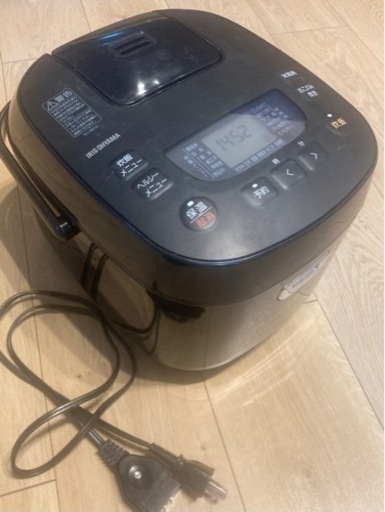 アイリスオーヤマ 炊飯器 5.5合 マイコン式