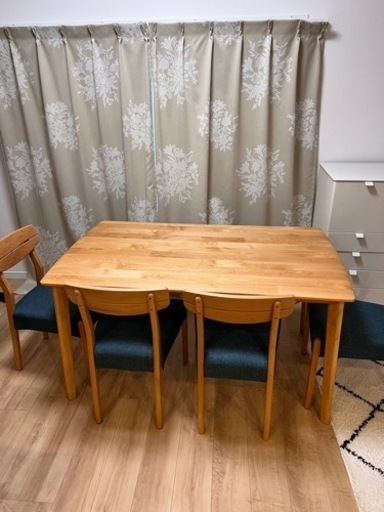 ニトリのダイニングセット