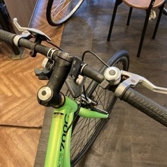 前後タイヤ・チューブ新品！】2×7速 700×28c クロスバイク ライムグリーン