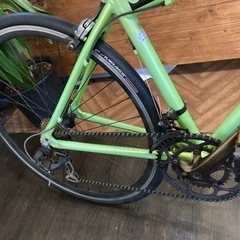 前後タイヤ・チューブ新品！】2×7速 700×28c クロスバイク ライムグリーン