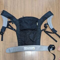 【受け渡し先決まりました】モンベル　ポケッタブルベビーキャリア